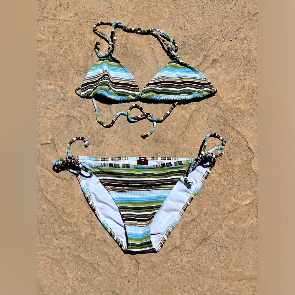 Billabong String Bikini With Stripes - image 6